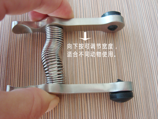 獸用動(dòng)物開口器的使用方法